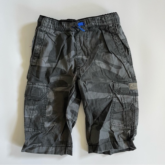 UNIONBAY Boy’s Shorts Pants Outdoor Camp Cargo Size 6-7 - Picture 2 of 10
